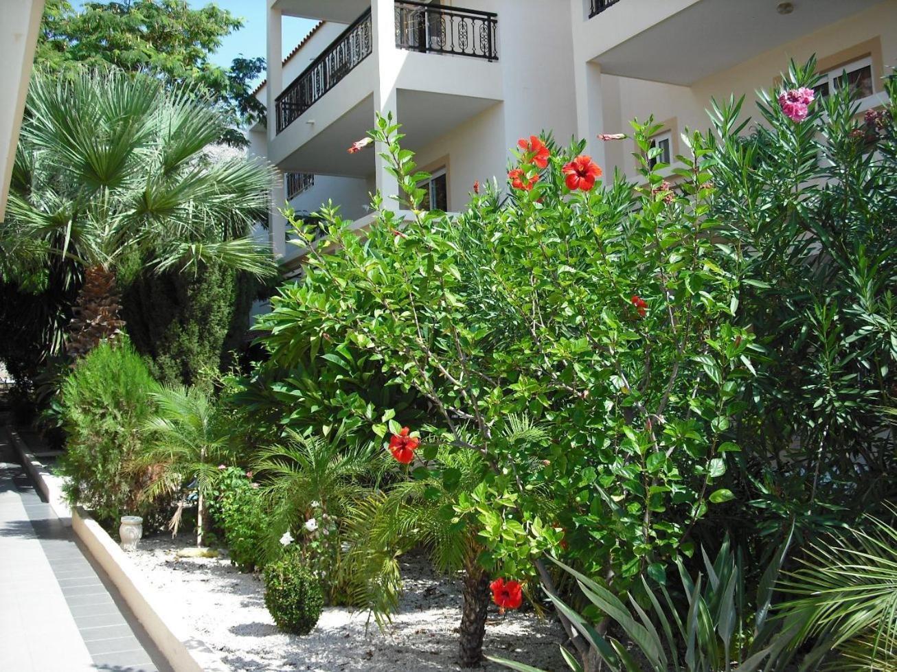 Summer Memories Aparthotel Pefki (Rhodes) Exterior foto