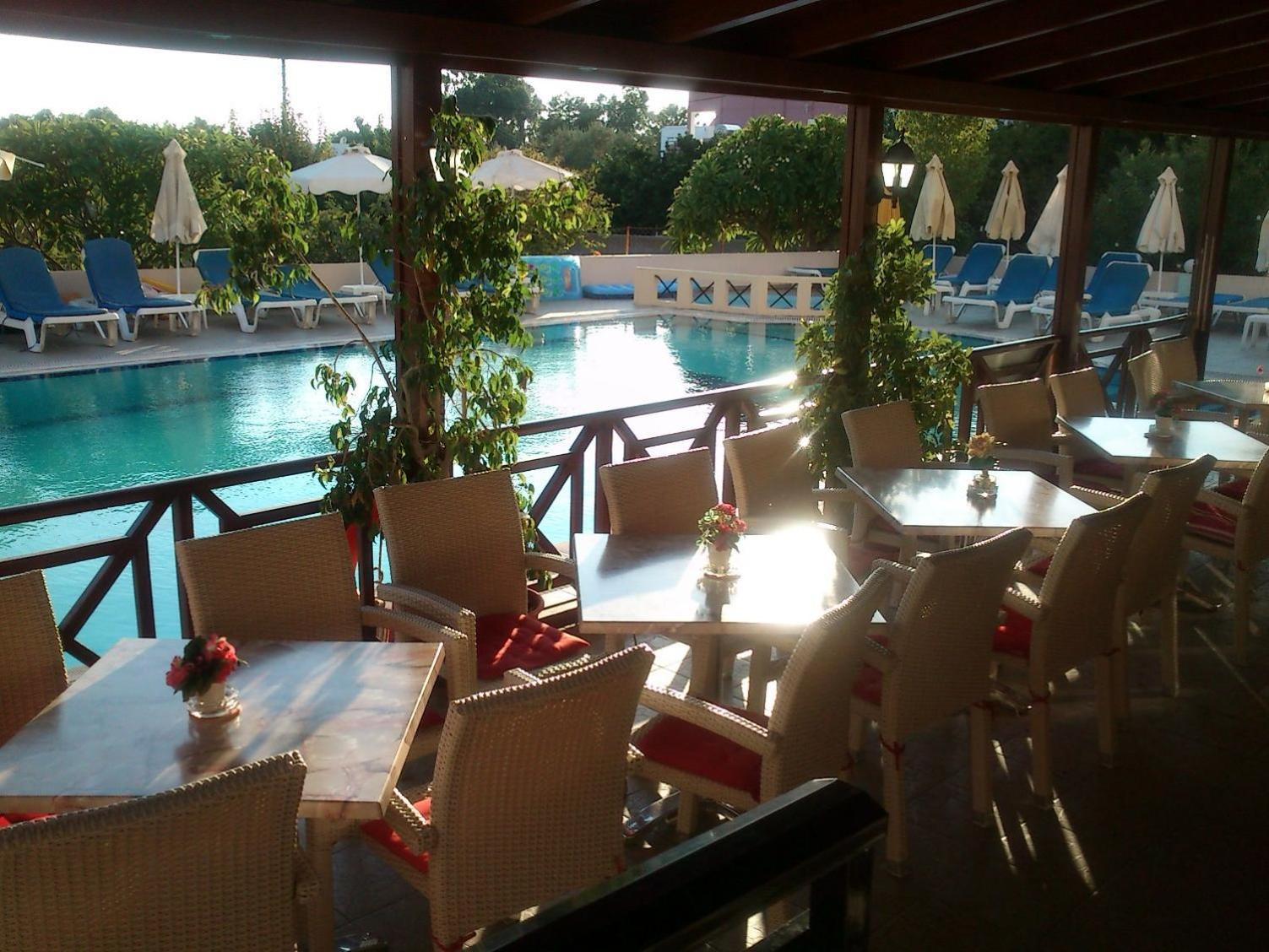 Summer Memories Aparthotel Pefki (Rhodes) Exterior foto